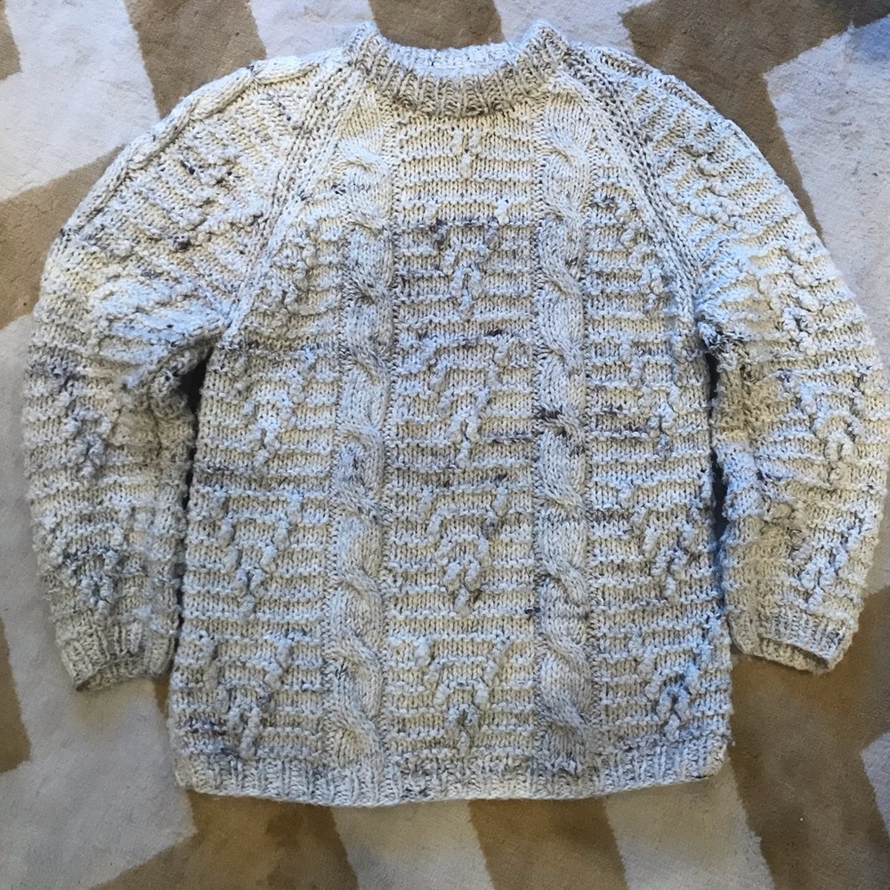 Hand knit wool sweater - Picture 1 of 6